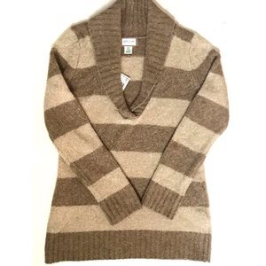 NWT Motherhood Maternity Striped V-neck Sweater